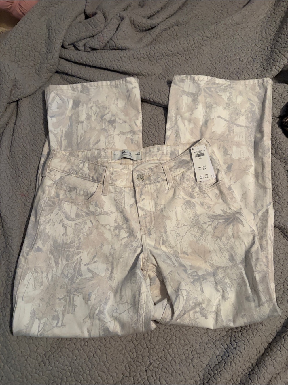 Hollister White and Light Tan Printed Jeans